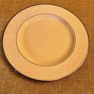 QTY:10 NEW Lenox Pearl Innocence China Salad Plates Qty: 10